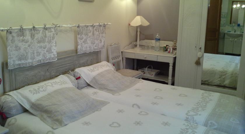 Chambres D'Hotes Au Temps Des Cerises จูมีเยส์ ห้อง รูปภาพ